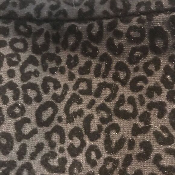Ann Taylor Animal Print Midi Skirt Women's Size 10 Black Pencil Silhouette - Picture 5 of 9